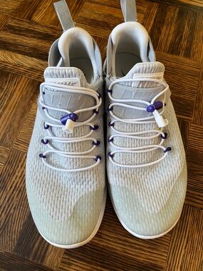 Nike Women's Light Gray and Purple Athletic Shoes